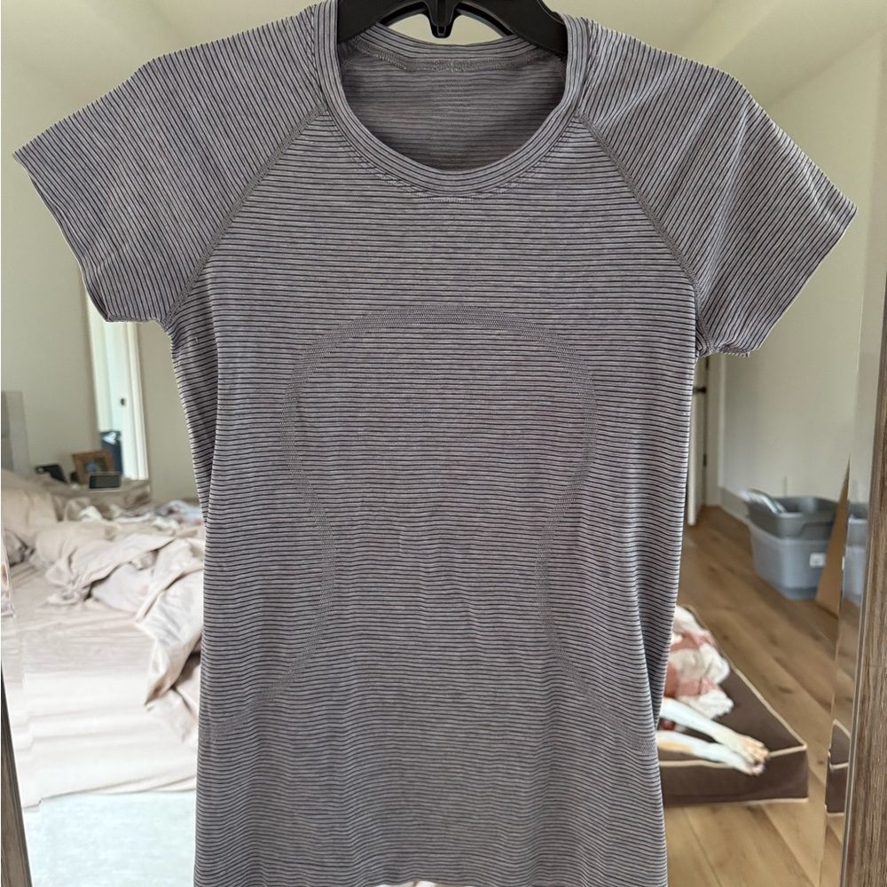 Lululemon top